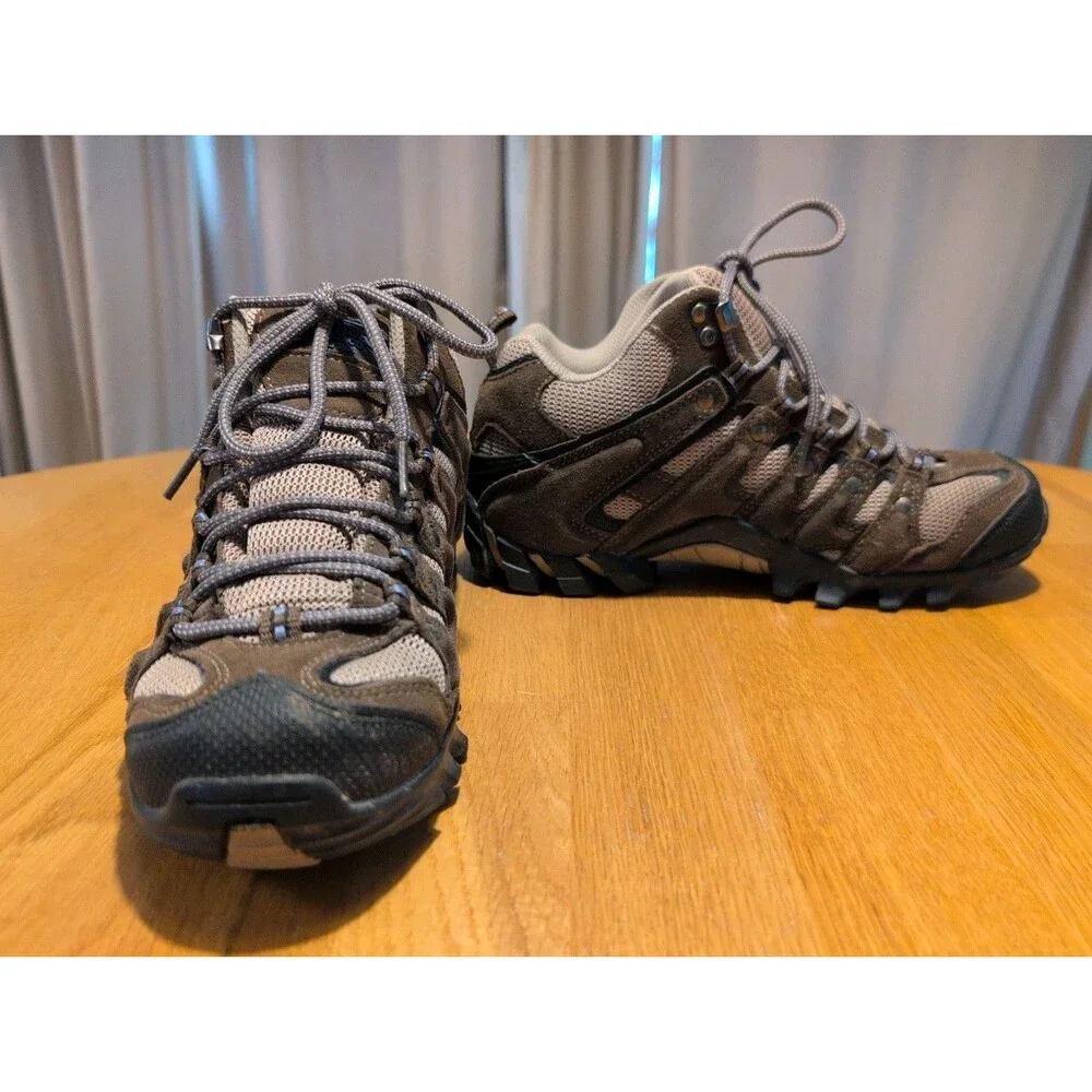 RedHead Women’s 7.5 Hiking Boots Waterproof Brown Suede Mid Great Condition!
